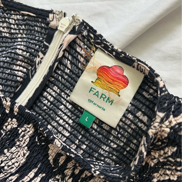 Farm Rio | Graphic Floral Smocked Tiered Maxi Dress - Picture 8 of 16